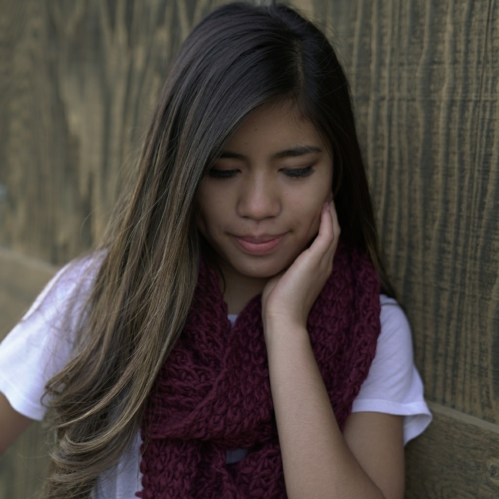 Meet your Posher, Ruth - Picture 2 of 2